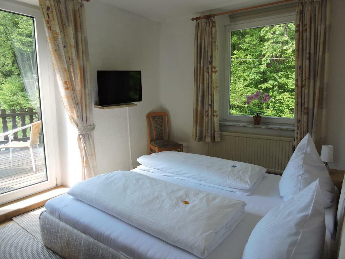 Hotel Bergische Schweiz Velbert Dış mekan fotoğraf